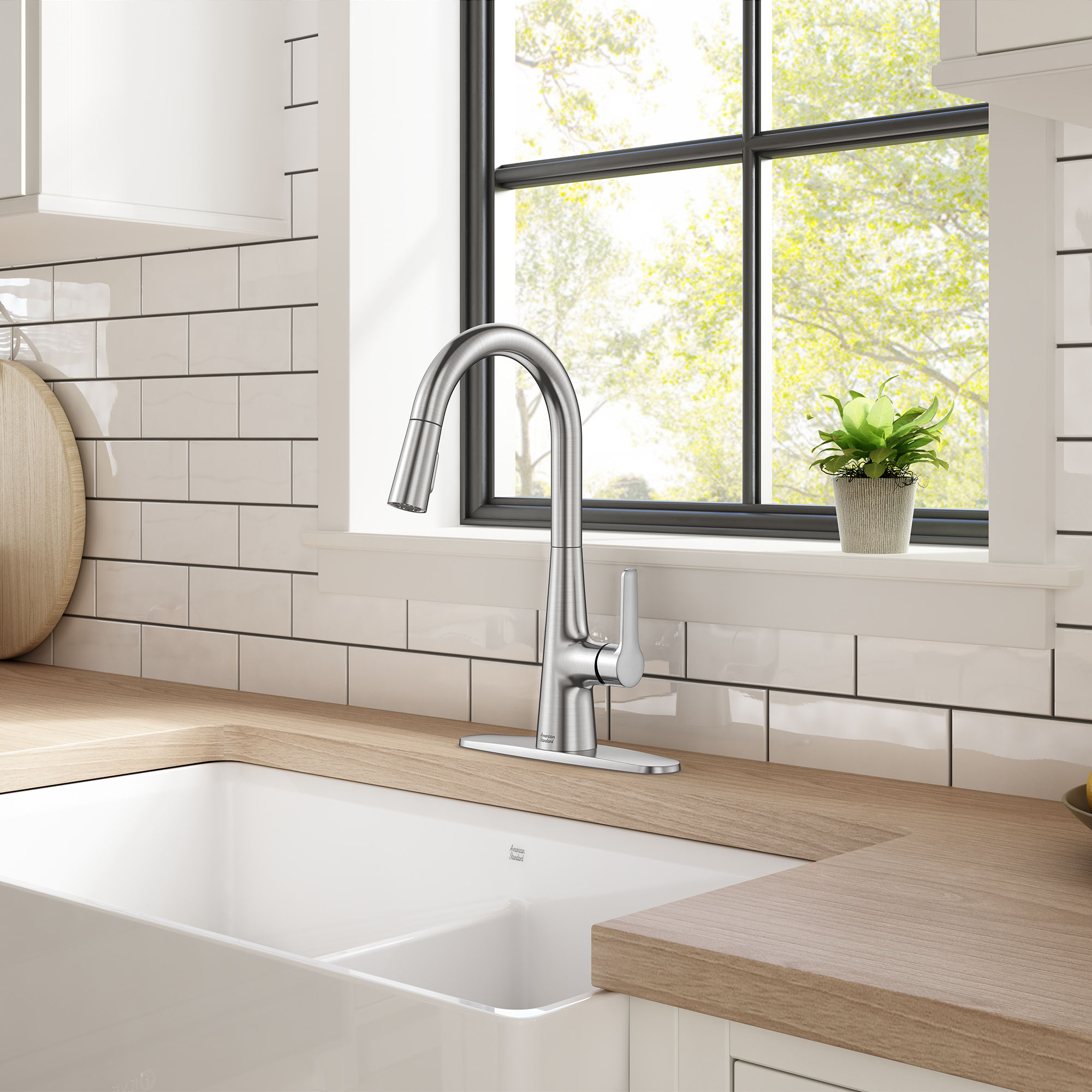Calusa Pull-Down Dual Spray Kitchen Faucet 1.8 GPM